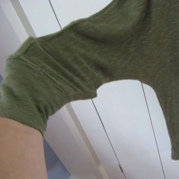 Cynthia Rowley Olive Green Casual Top - Picture 3 of 4